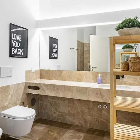 Whome | Ribeira 11 Design Apartman Lisboa