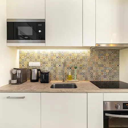 Whome | Ribeira 11 Design Лісабон